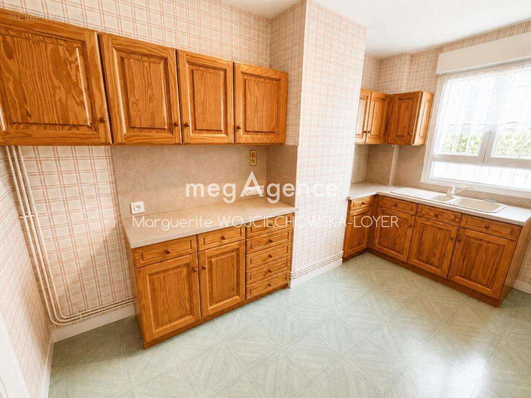 Appartement T2 avec garage - Coeur de ville - photo 4