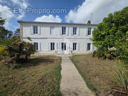 Maison à SAUGNACQ-ET-MURET
