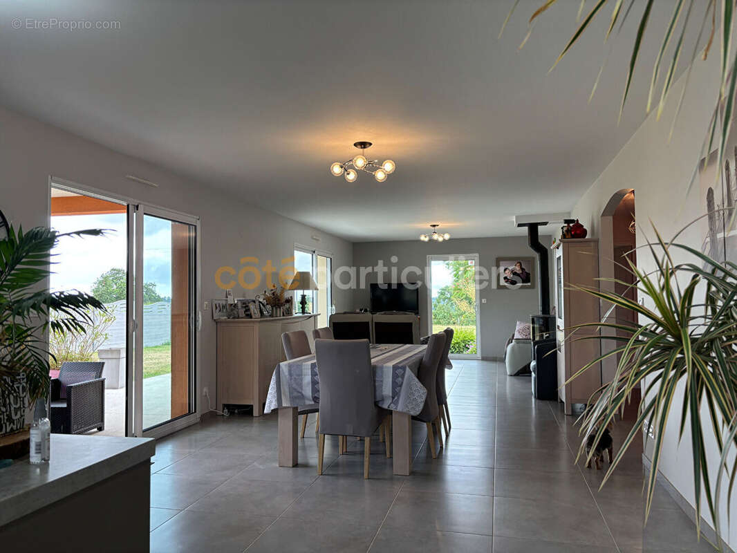Maison de plain pied 3 chambres - COURCY - photo 6