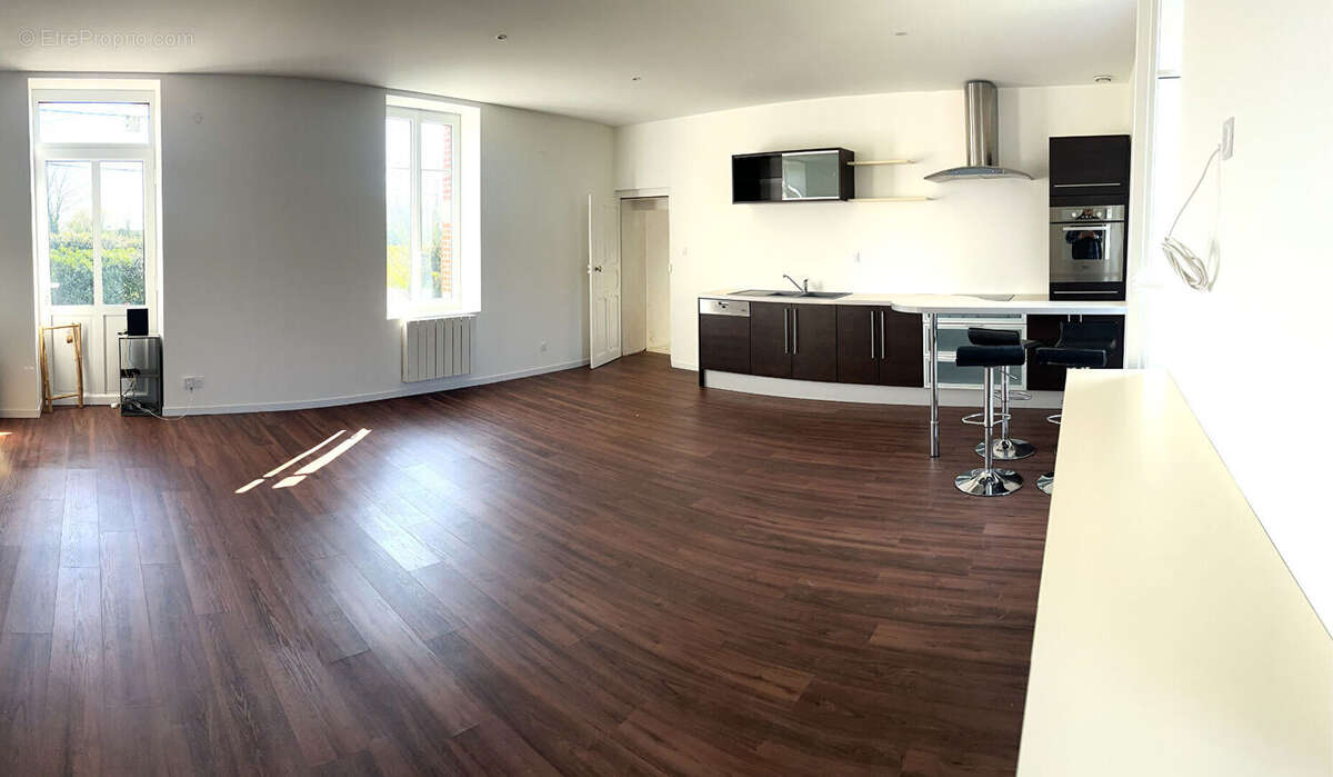 Maison à DERVAL