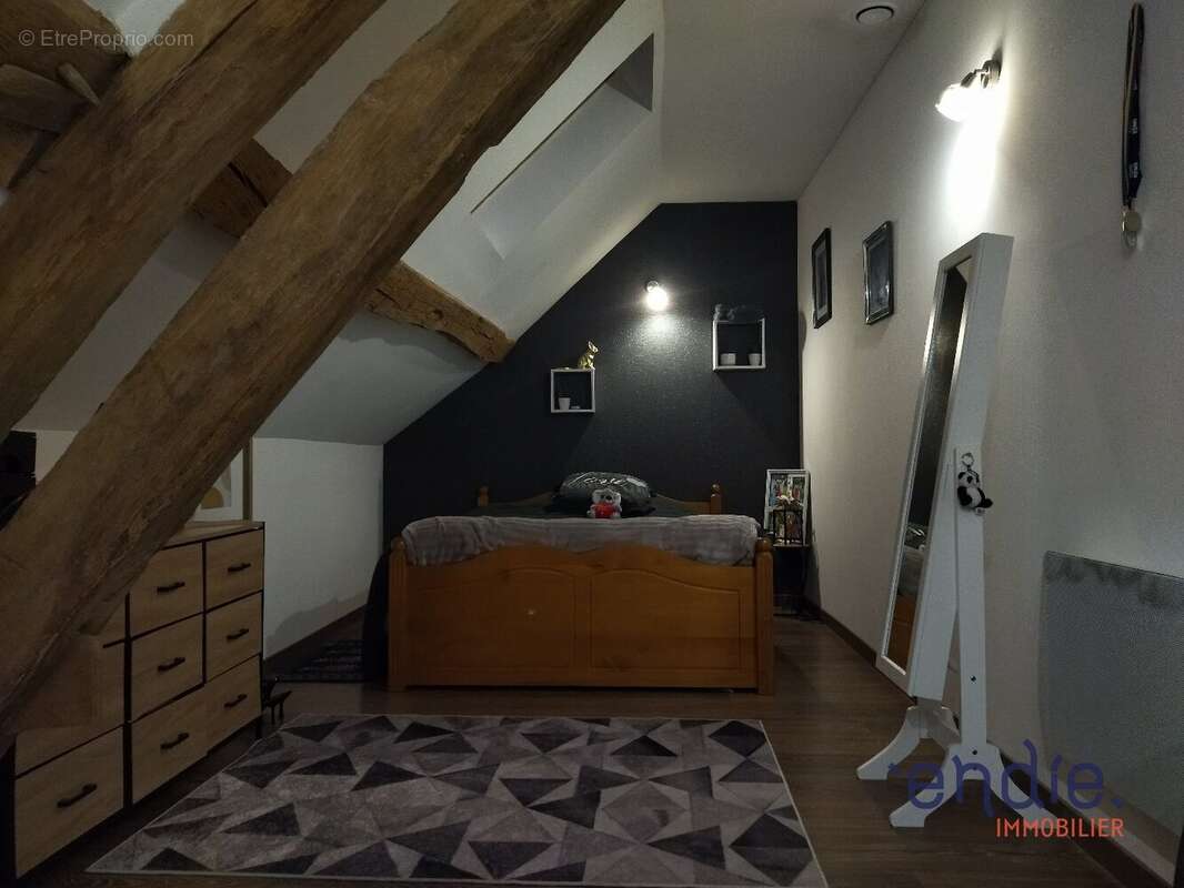 Maison à SAINT-SULPICE