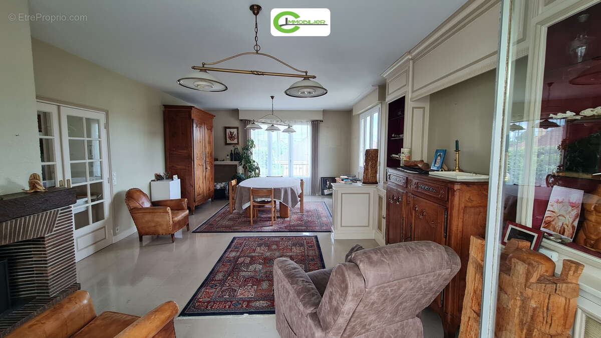 Maison à LA FERTE-BERNARD