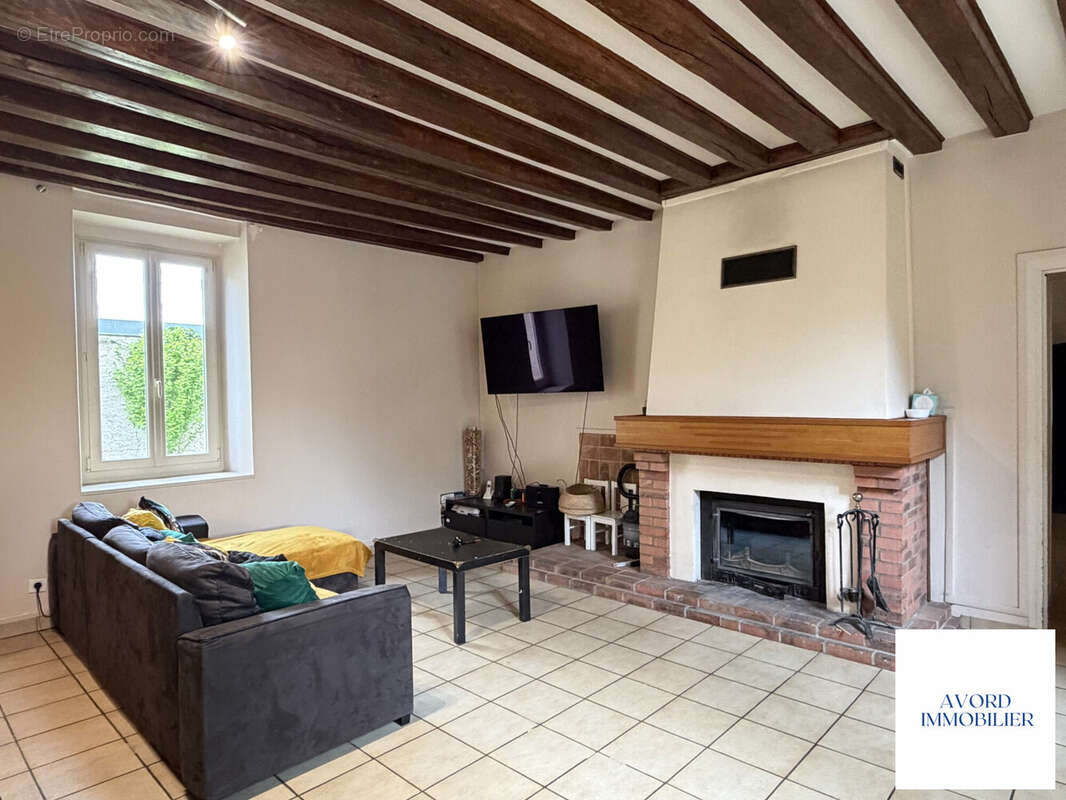 Rez-de-chaussée Séjour - Maison à ETRECHY