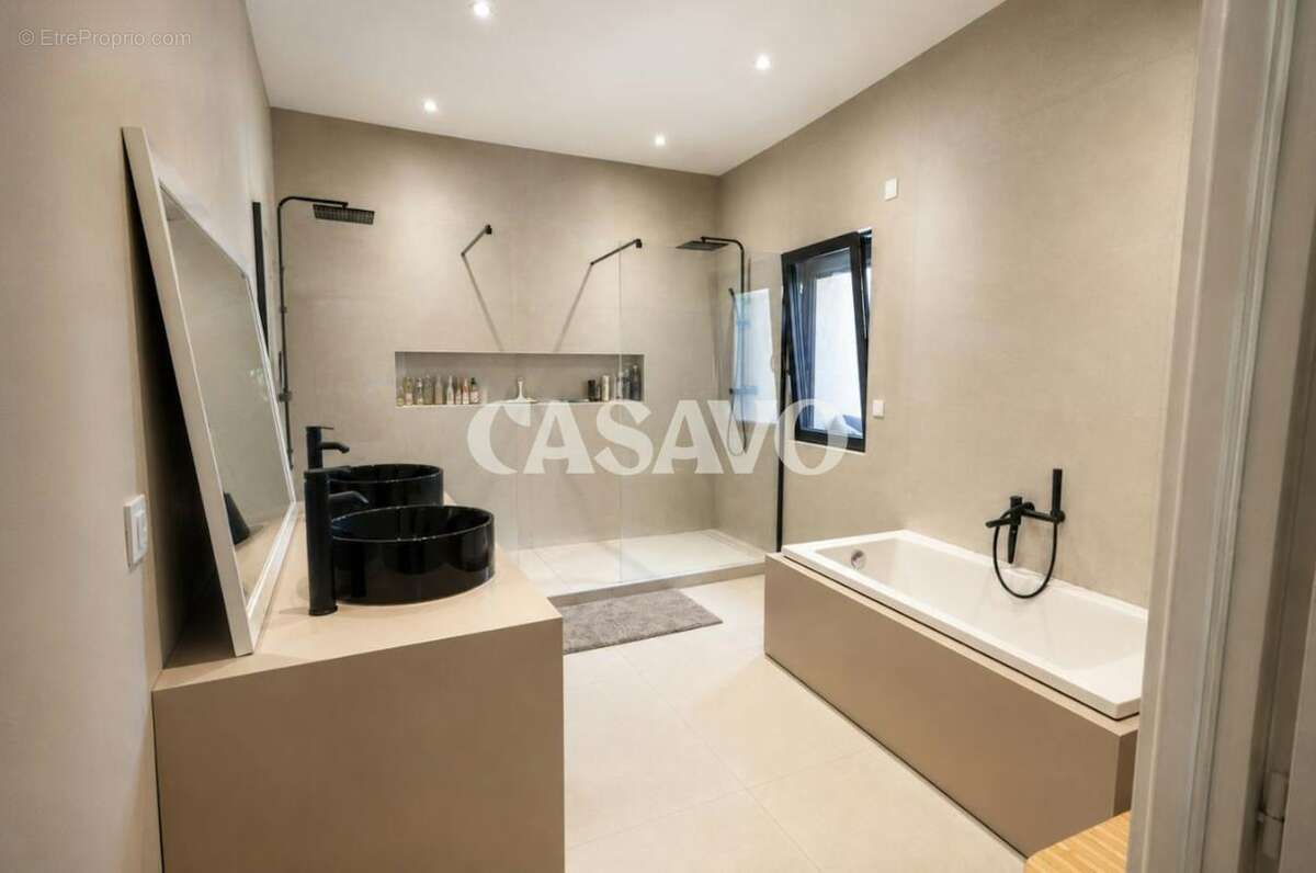 Vente Maison 5 pièces de 220m² - 38780 Eyzin-Pinet - photo 8