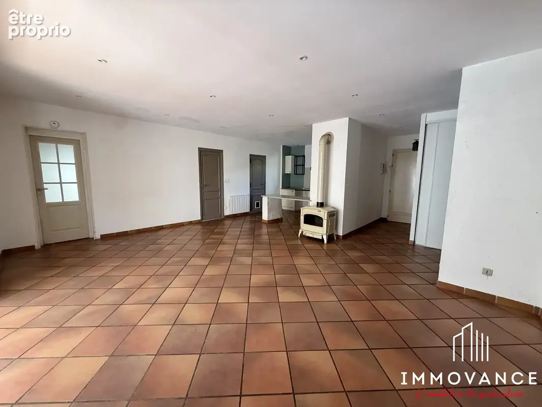 Maison 6 pièces 140 m² à vendre à Jacou (34830) - photo 3