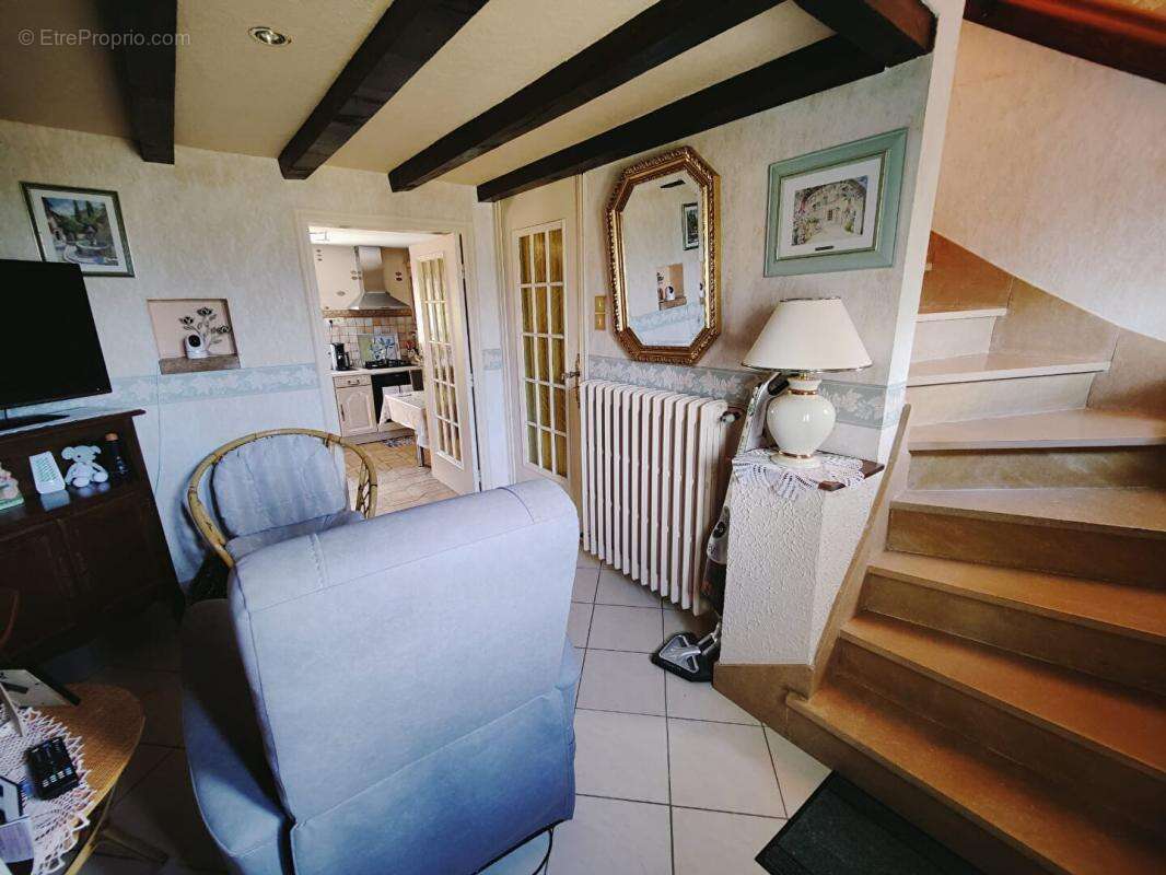 Maison Saint Martin Belle Roche 5 pièce(s) 132 m2 - photo 12
