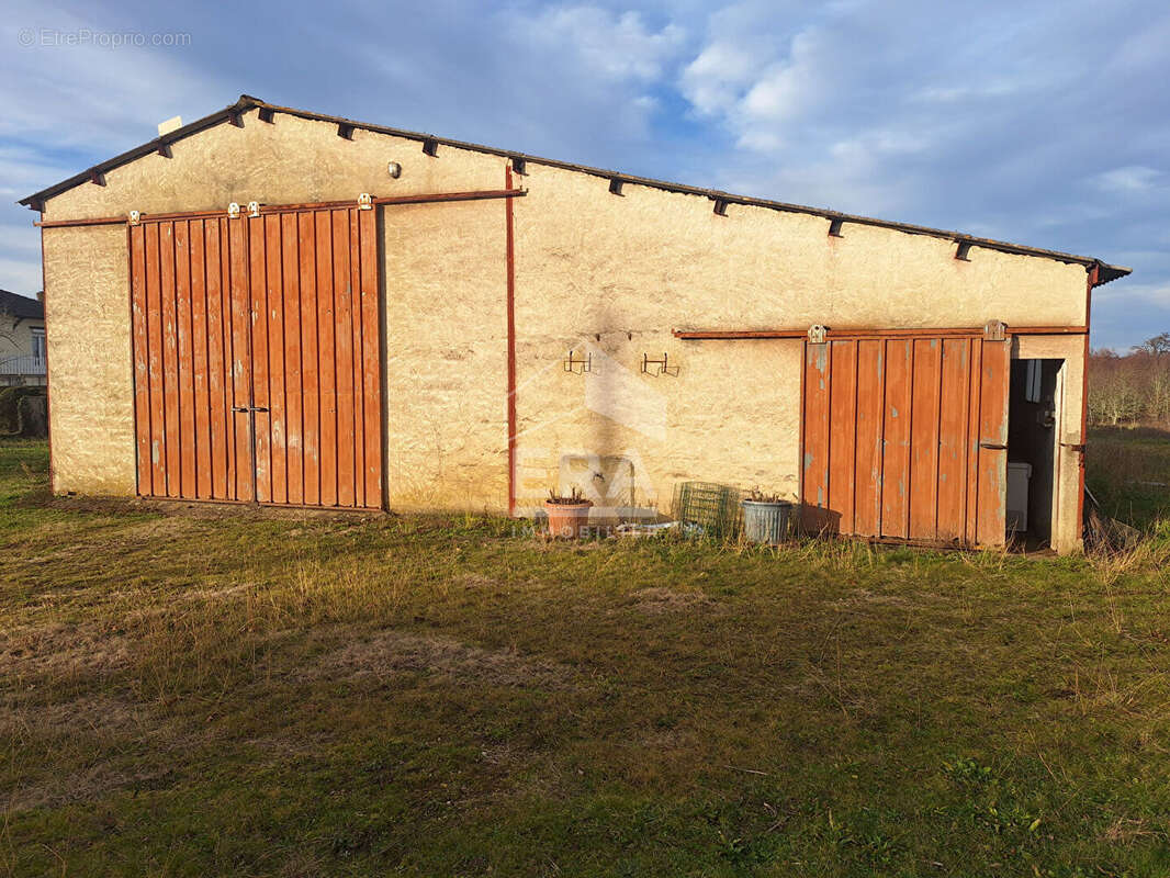 Maison à MONTPON-MENESTEROL