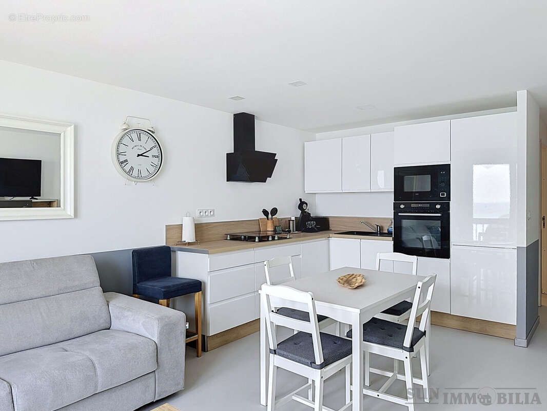 Appartement 3 pièces 57 m² à vendre à Cagnes-Sur-Mer (06800) - photo 2