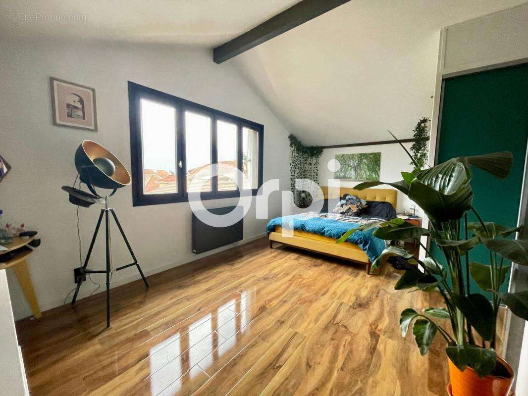 Appartement à VILLARD-BONNOT