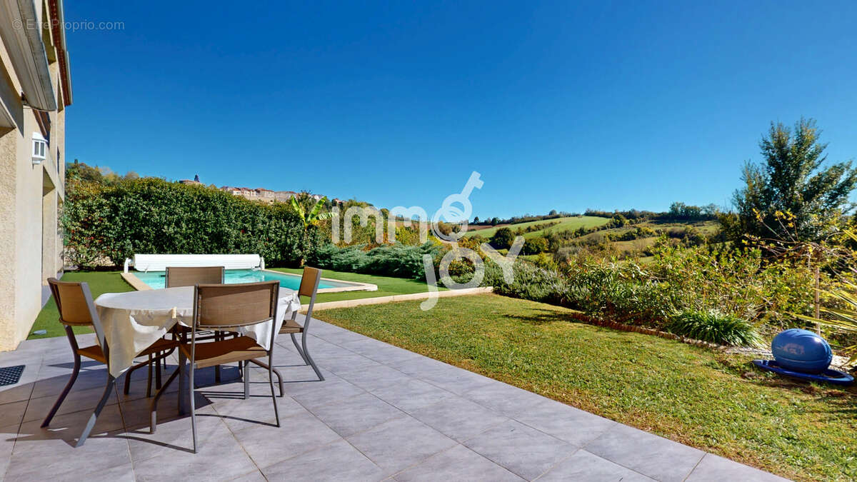 Maison T6 164m2 sur 1601m2 terrain avec piscine, vue Pyrénées - photo 2