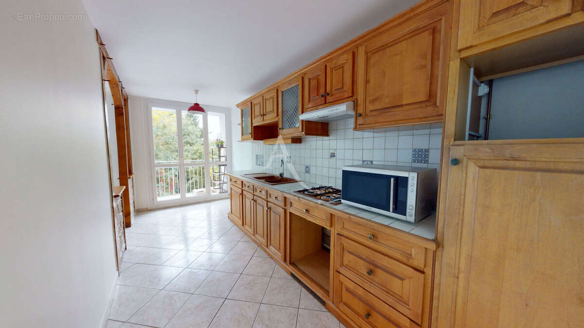 Appartement à CHILLY-MAZARIN