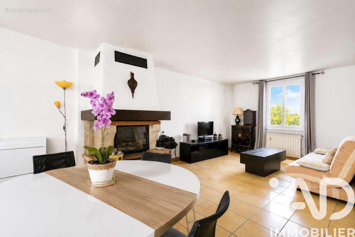 Maison 85 m² à Villeron  - photo 7
