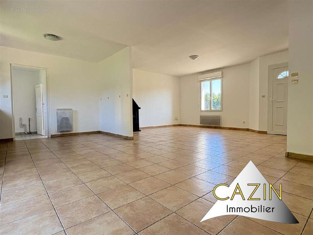 Maison 88 m² à Gace  - photo 2