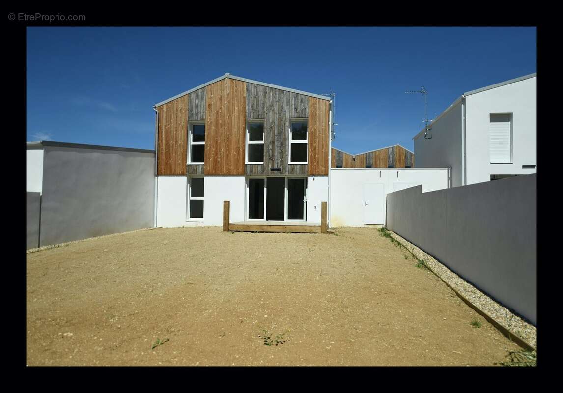 Maison 129 m² à Perigny  - photo 2