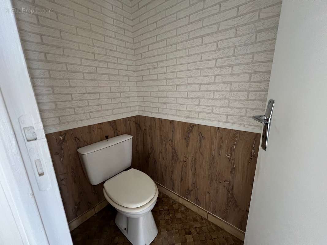Maison 5 pièces en pierre et parpaing couverte en ardoise - photo 5