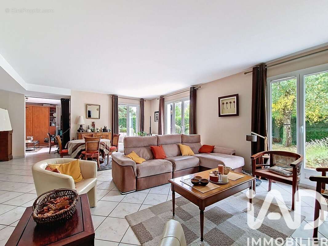 Maison 235 m² à Gometz-La-Ville  - photo 2