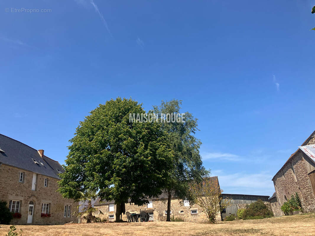 VAL D'ARGUENON - Élégante propriété du XVIème siècle avec vue sur l'Arguenon - photo 6