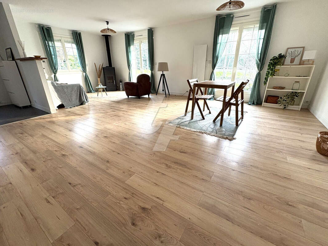 Maison 125 m² à Treillieres  - photo 2