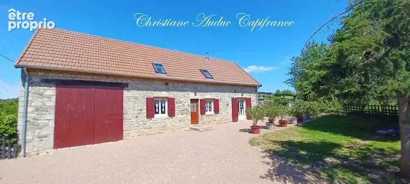 Charolles à 5 minutes, Maison en pierres, rénovée, de 128 m² avec grange attenante aménageable, sur terrain de 2 357 m² - photo 3