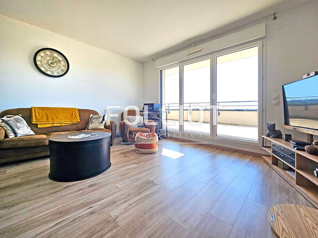 Appartement à MONDEVILLE