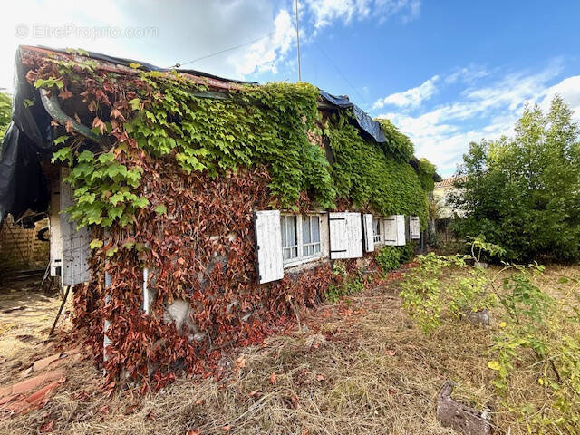 Maison à SAINT-AIGULIN