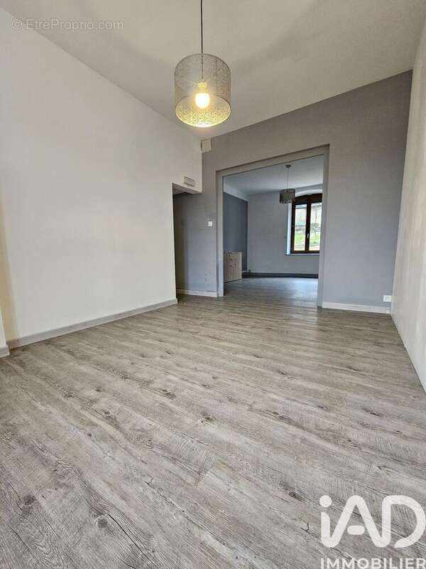 Photo 4 - Maison à SAULNES