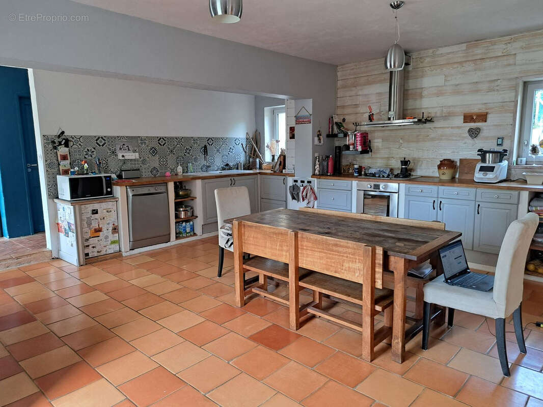 Maison à SAINT-LAURENT-DU-BOIS