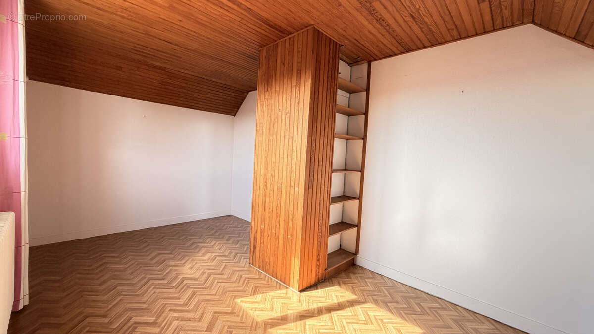 Maison à MAINVILLIERS