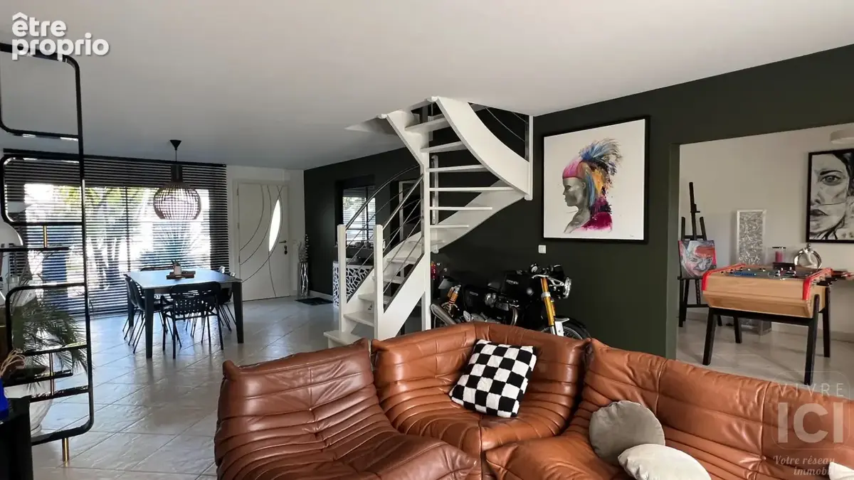 Maison familiale 146 m² . 5/6 chambres .Parcelle piscinable 636 m², Sans travaux - photo 2