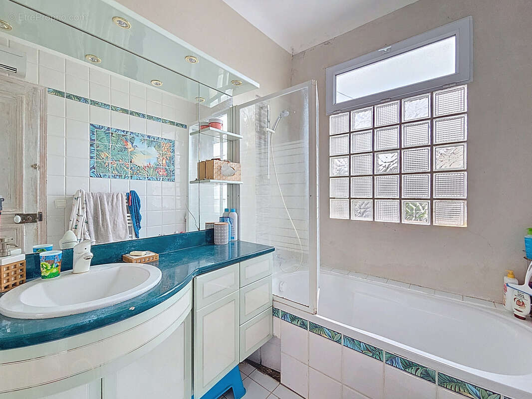 Appartement à VENCE