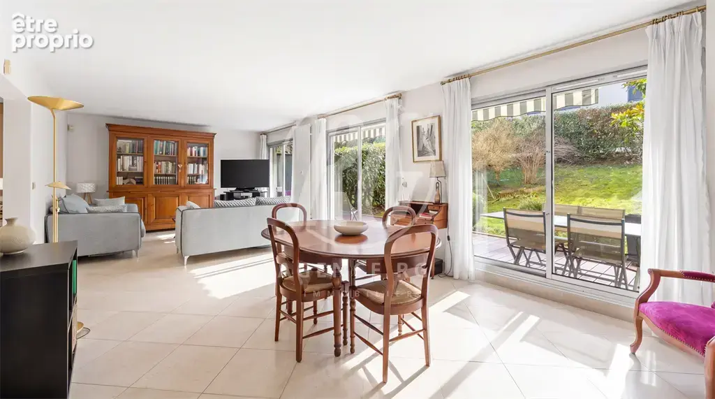 Appartement 5 pièces 118 m² à vendre à Garches (92380) - photo 2