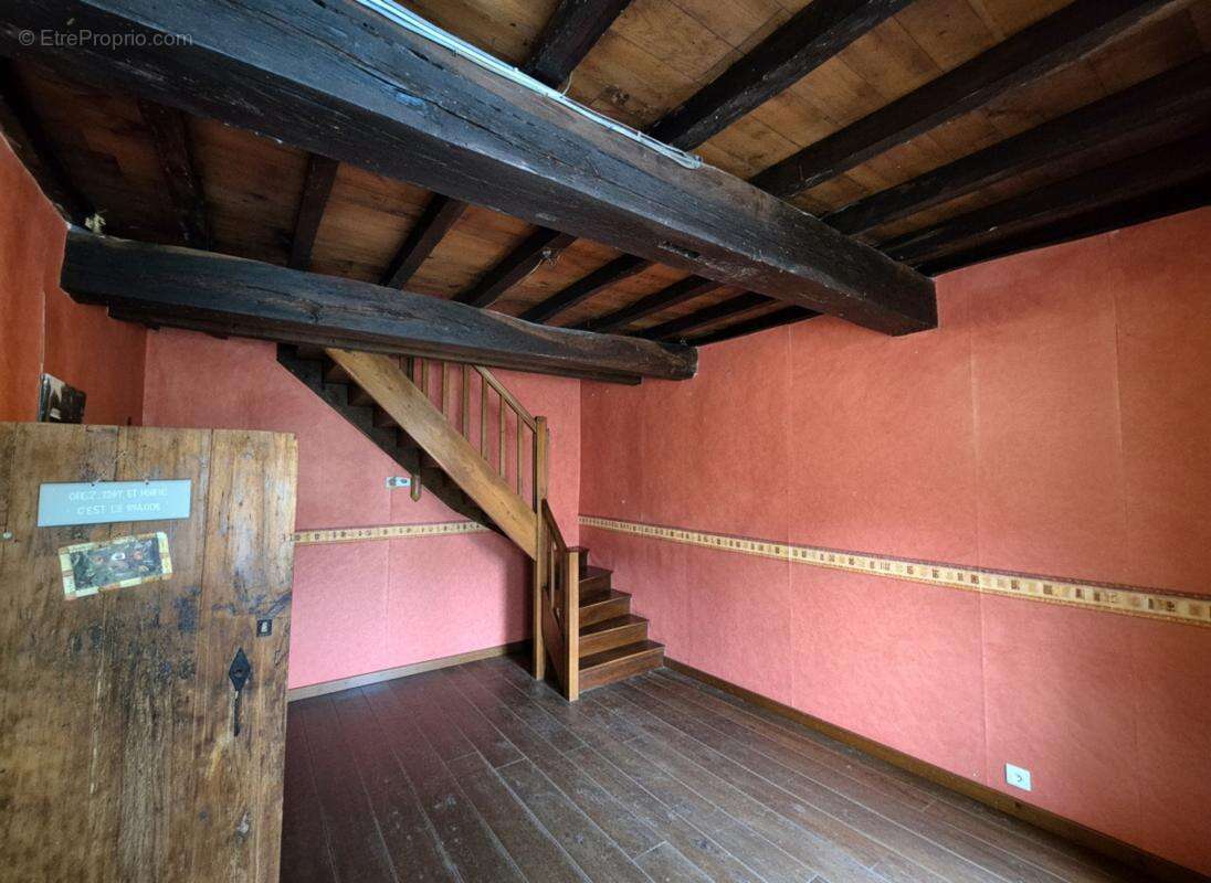 Maison en pierre avec beau terrain – cadre exceptionnel, sur le chemin de Saint-Jacques, à LA ROMIEU (32480) - photo 6