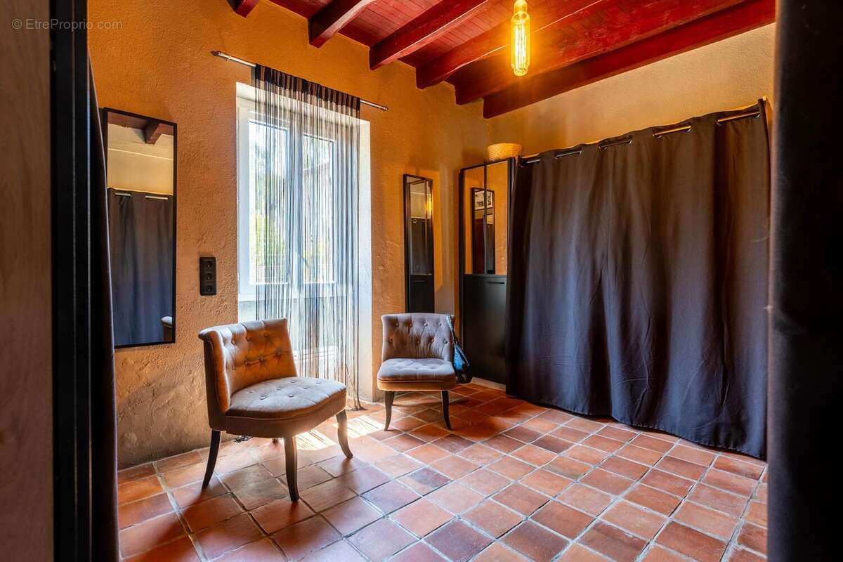 Maison 158 m² à Etouars  - photo 3