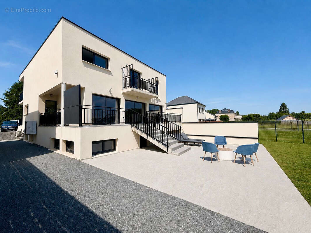 Maison à BUSSY-LES-DAOURS