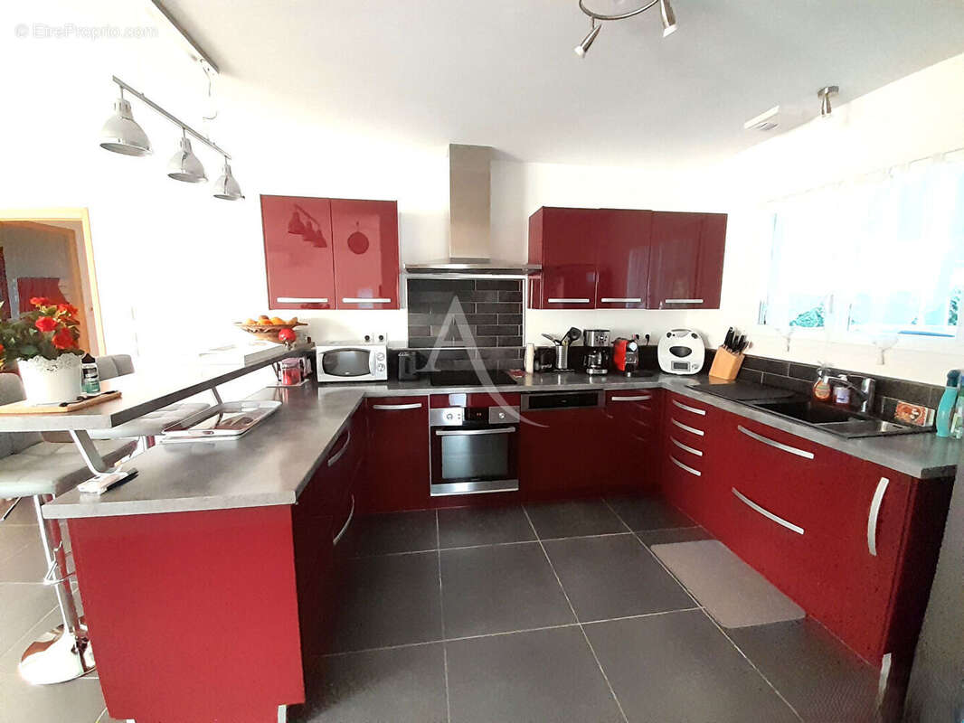 Maison à VILLENEUVE-DE-MARSAN