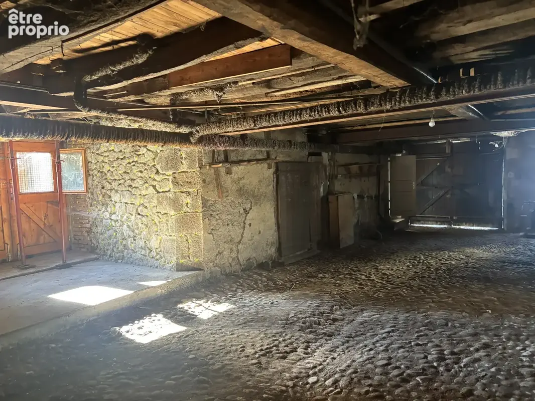 Maison 10 pièces THIEZAC A RENOVER avec potentiel - photo 10