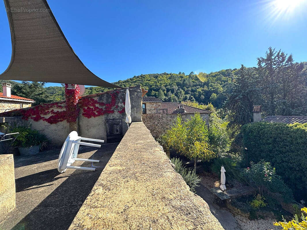 Maison à SAINT-FLORENT-SUR-AUZONNET