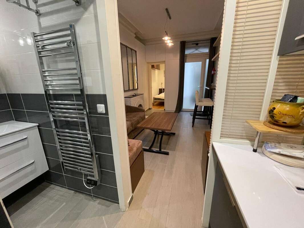 Appartement à PARIS-11E