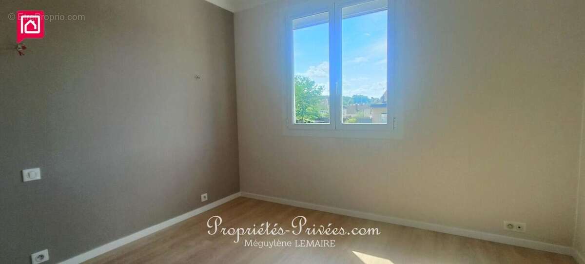 Maison à SAINT-REMY-SUR-AVRE