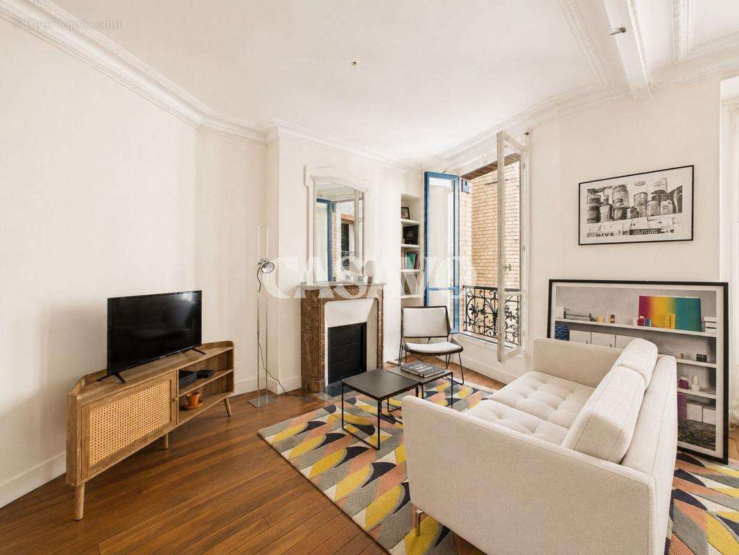 Appartement à PARIS-7E