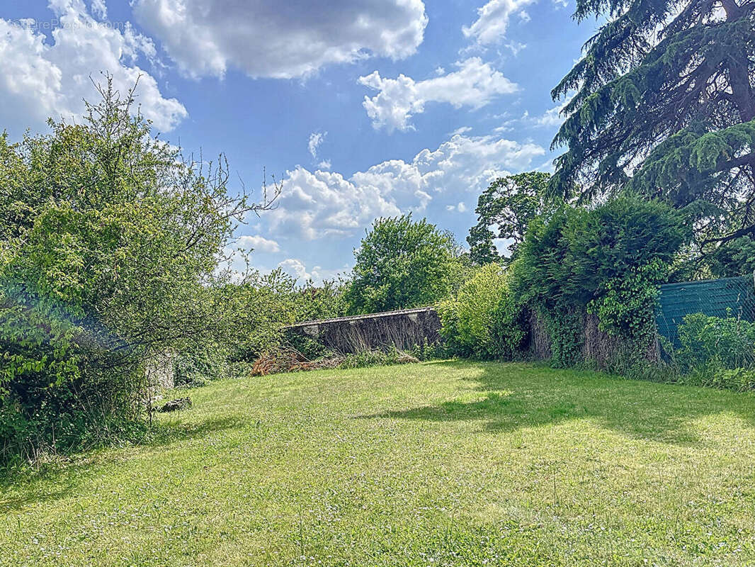 Maison à NEAUPHLE-LE-CHATEAU