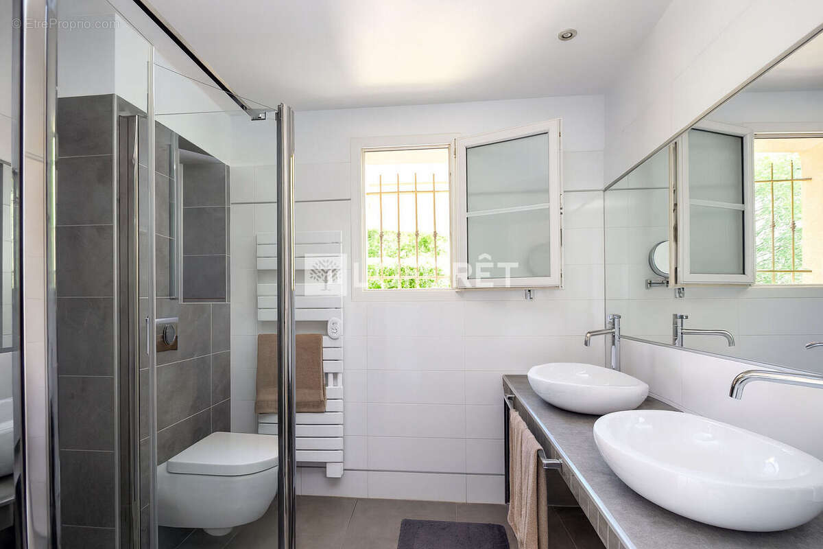 Maison à MONTAUROUX