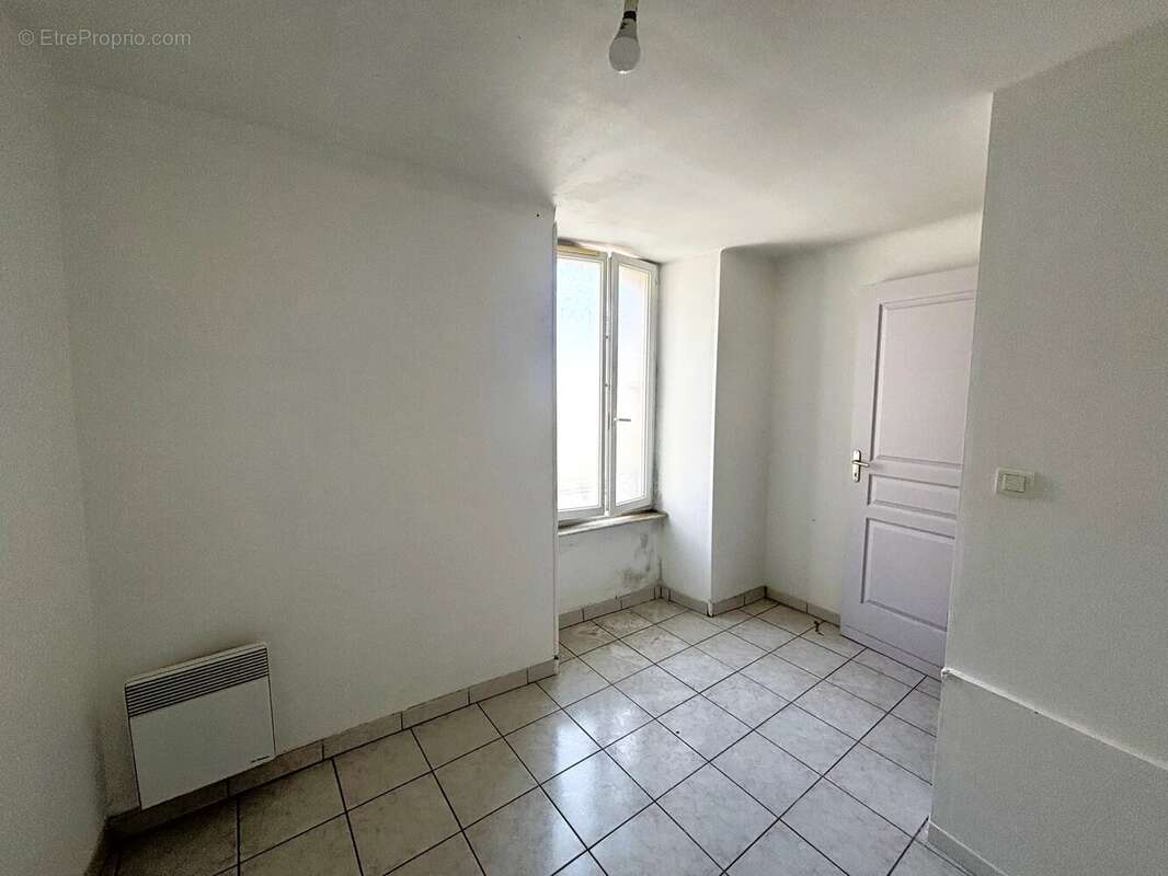 Maison à VILLENEUVE-MINERVOIS