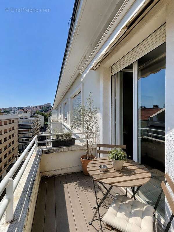 Appartement à LYON-6E