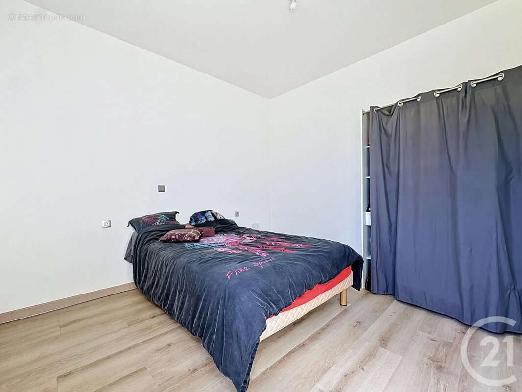Maison 239 m² à Mesnil-Saint-Pere  - photo 9
