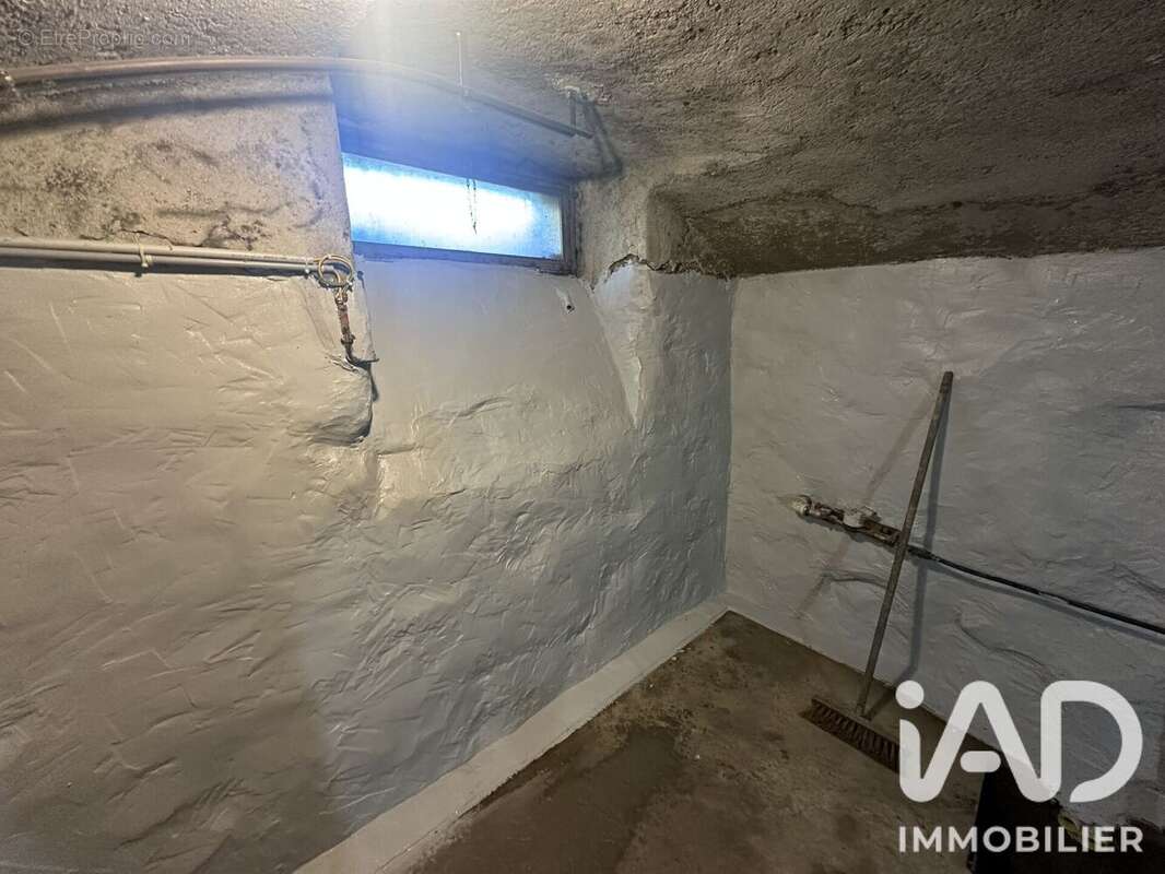 Maison 91 m² à Montreux-Vieux  - photo 9