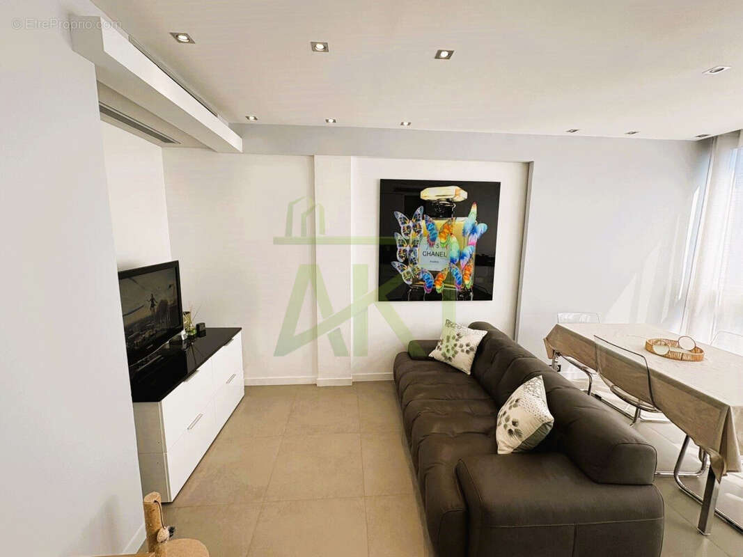 Appartement 55 m² à Ajaccio  - photo 4