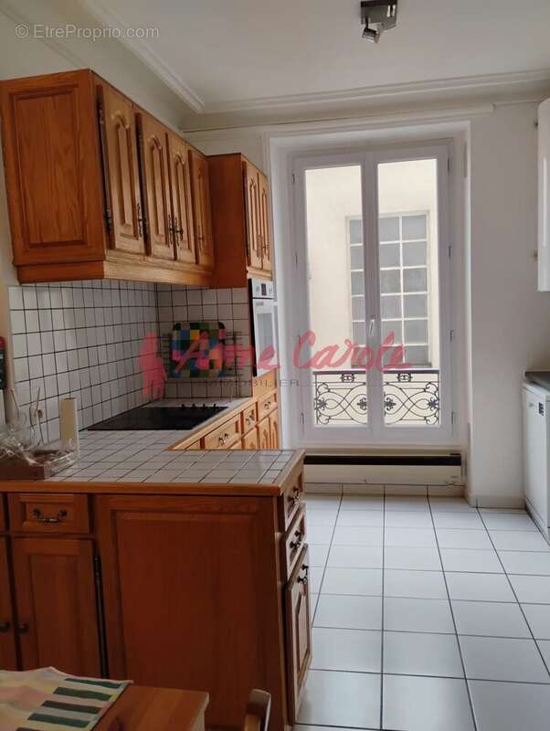 Appartement à PARIS-14E