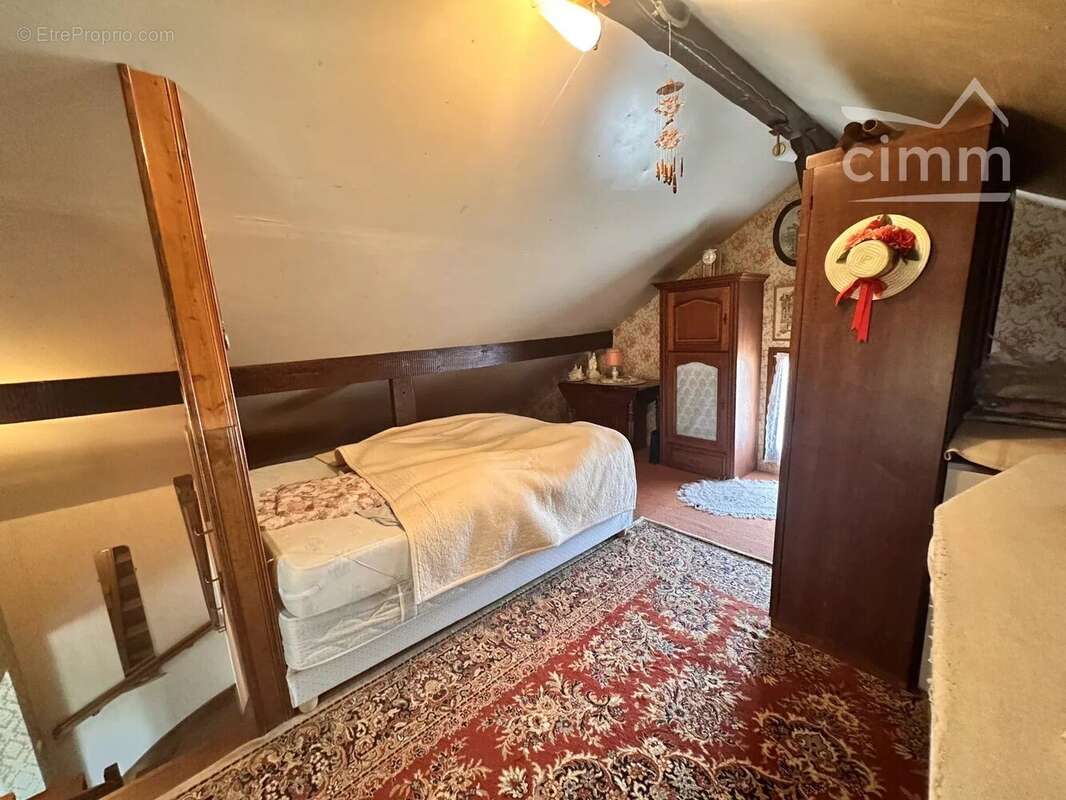 Maison à CONGIS-SUR-THEROUANNE