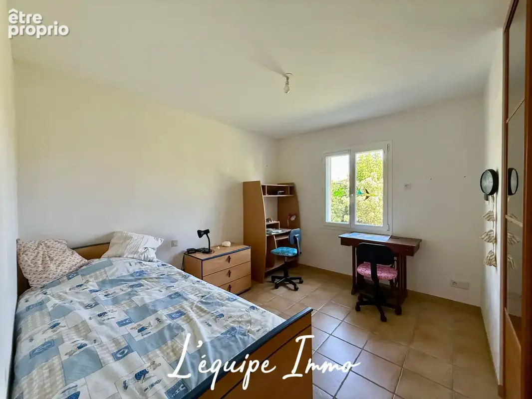 Maison familiale de 204 m2   Piscine   Environnement naturel privilégié - photo 13
